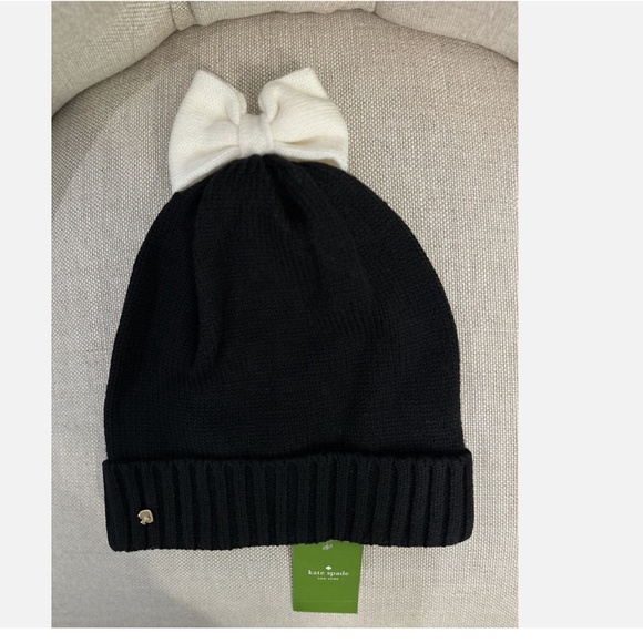 NWT NEW Kate Spade Winter Knit Hat Colorblock Bow Beanie Black White One Size - Picture 2 of 6